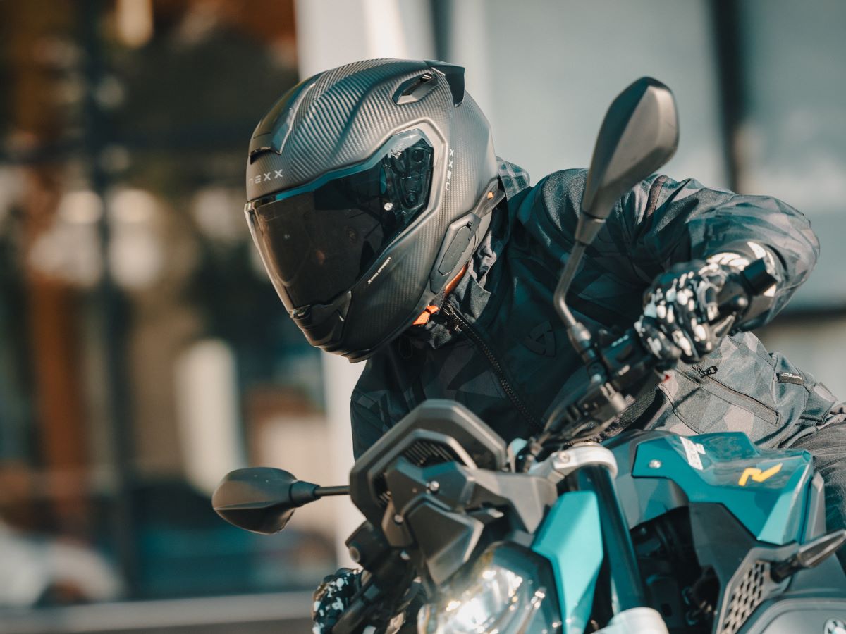 NEW NEXX CARBON TOURING HELMET