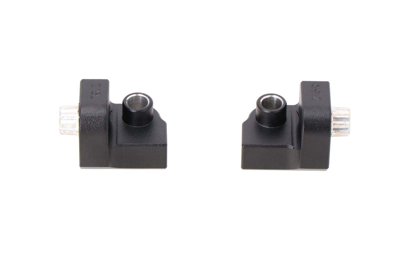 Mounting kit for EVO footrest Black. Yamaha TÈnÈrÈ 700 Modelle (19-).