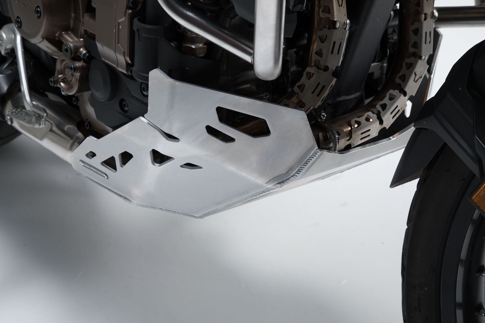 Engine guard Silver. Honda CRF 1000 L Africa Twin (15-19).