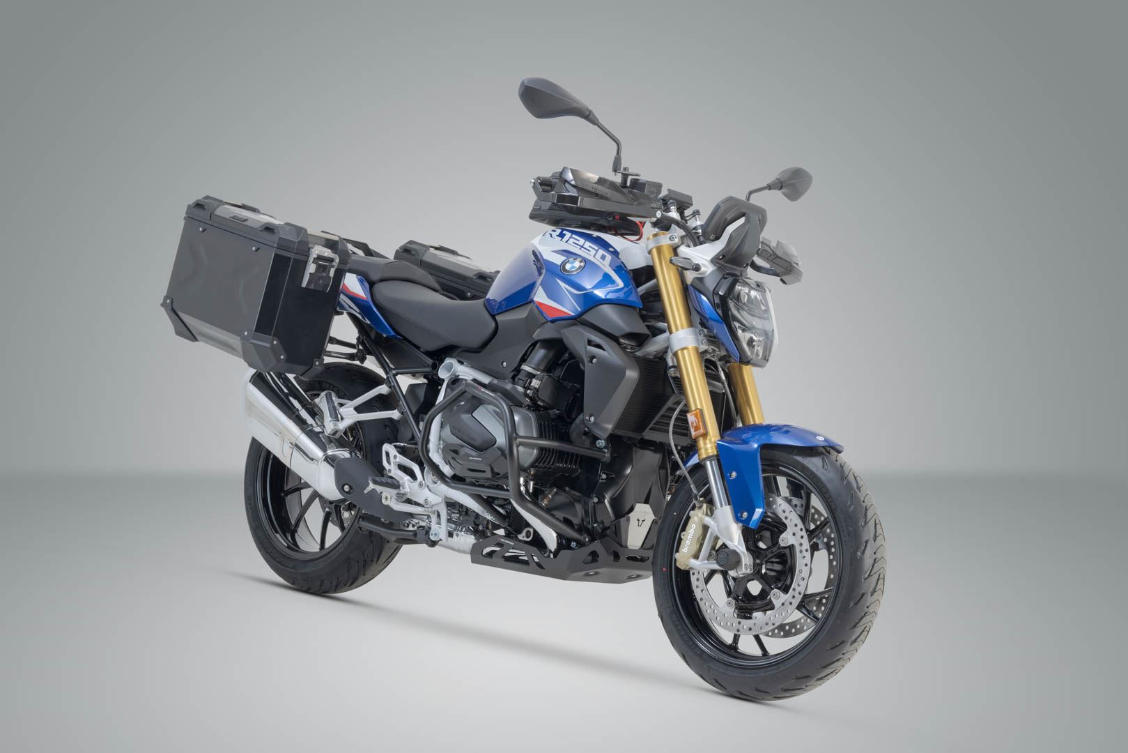 TRAX ADV aluminium case system Black. 37/37 l. BMW R 1200 R/RS, R 1250 R/RS.