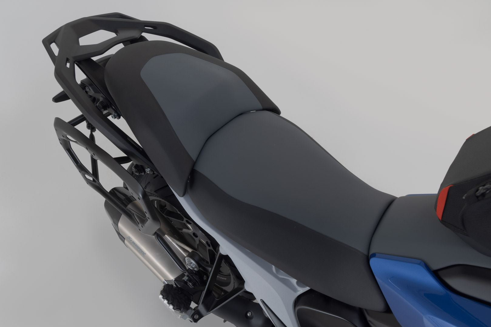 Adventure set DUSC Black. BMW R 1300 GS . BMW top case holder.