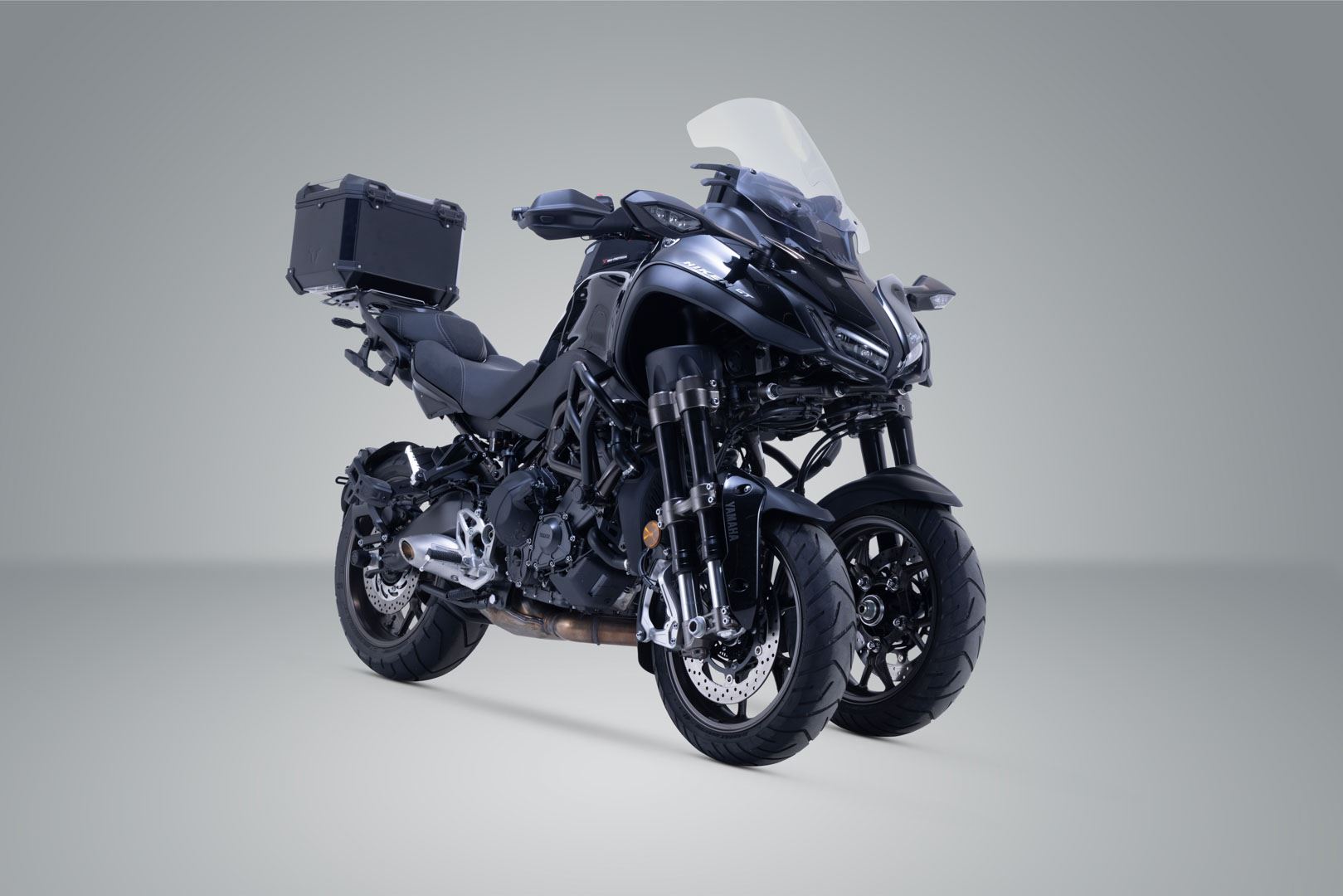 TRAX ADV top case system Black. Yamaha Niken GT (22-).