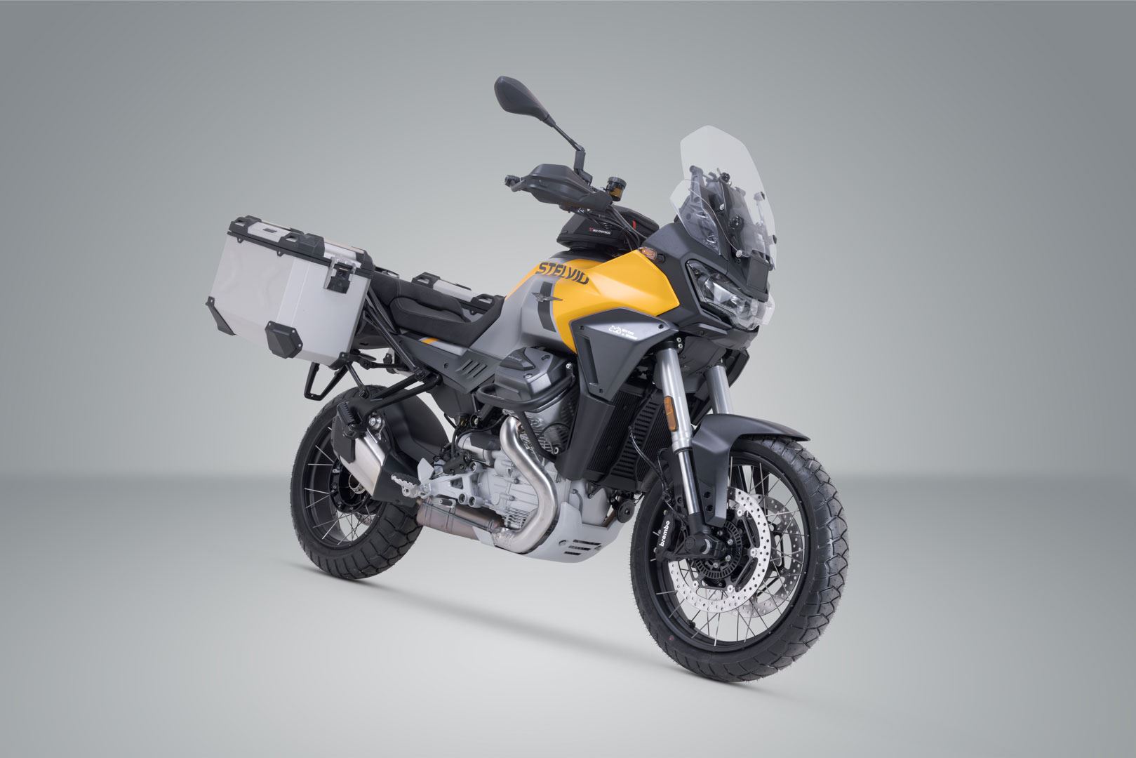 TRAX ADV aluminium case system Sllver. 37/37 l. Moto Guzzi Stelvio (23-).