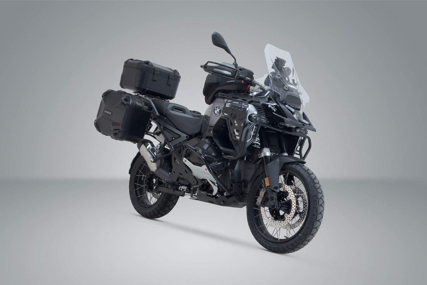 Adventure set DUSC Black. R 1300 GS Adv (24-). BMW top case holder.