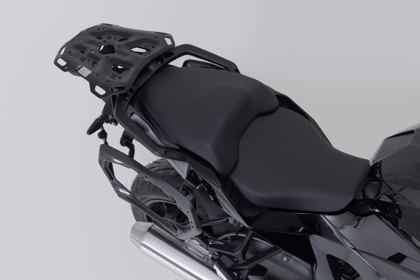 Adventure set DUSC Black. BMW S 1000 XR (19-).