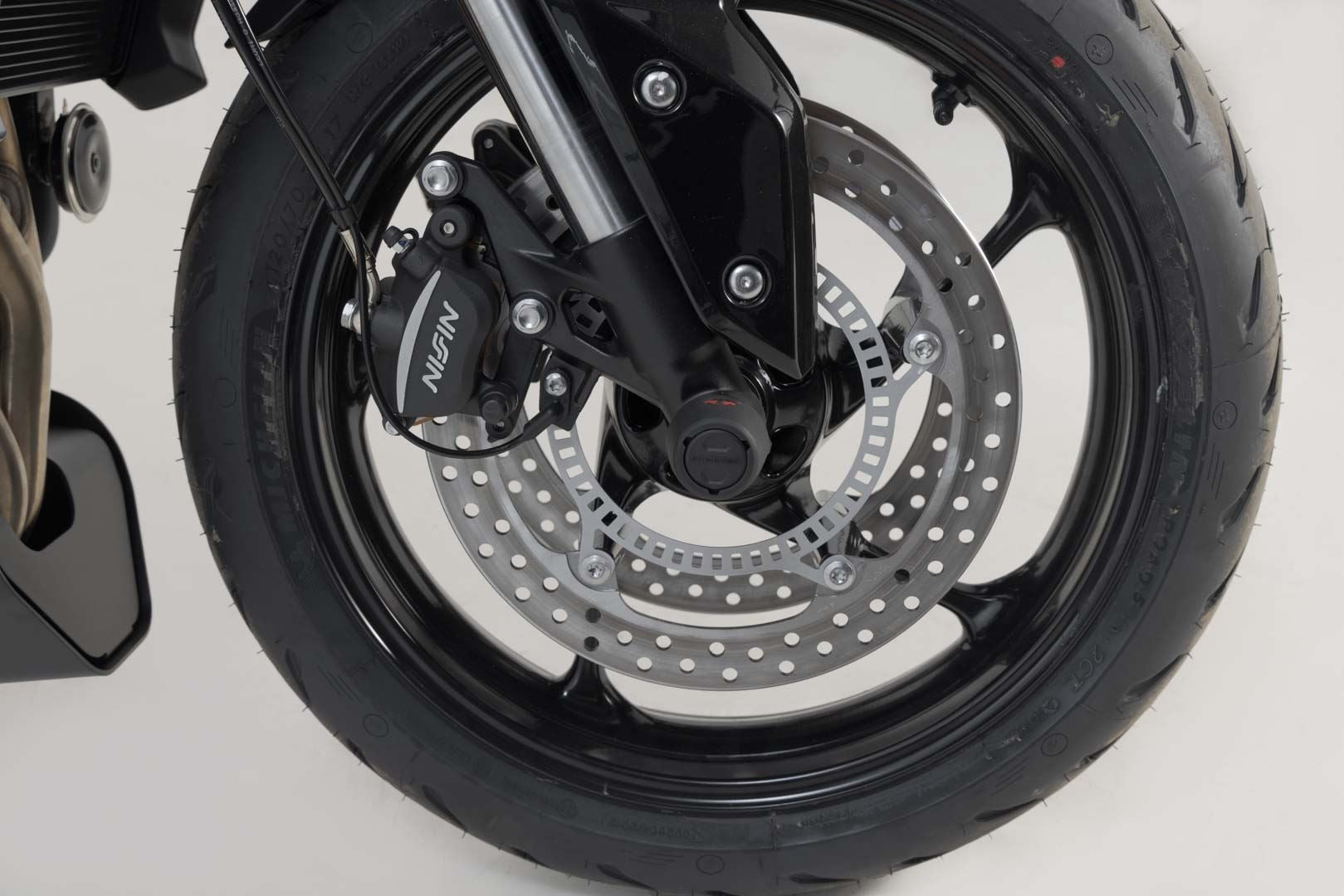 Slider set for front axle Black. Street Triple/Daytona/Tiger 660/Trident.