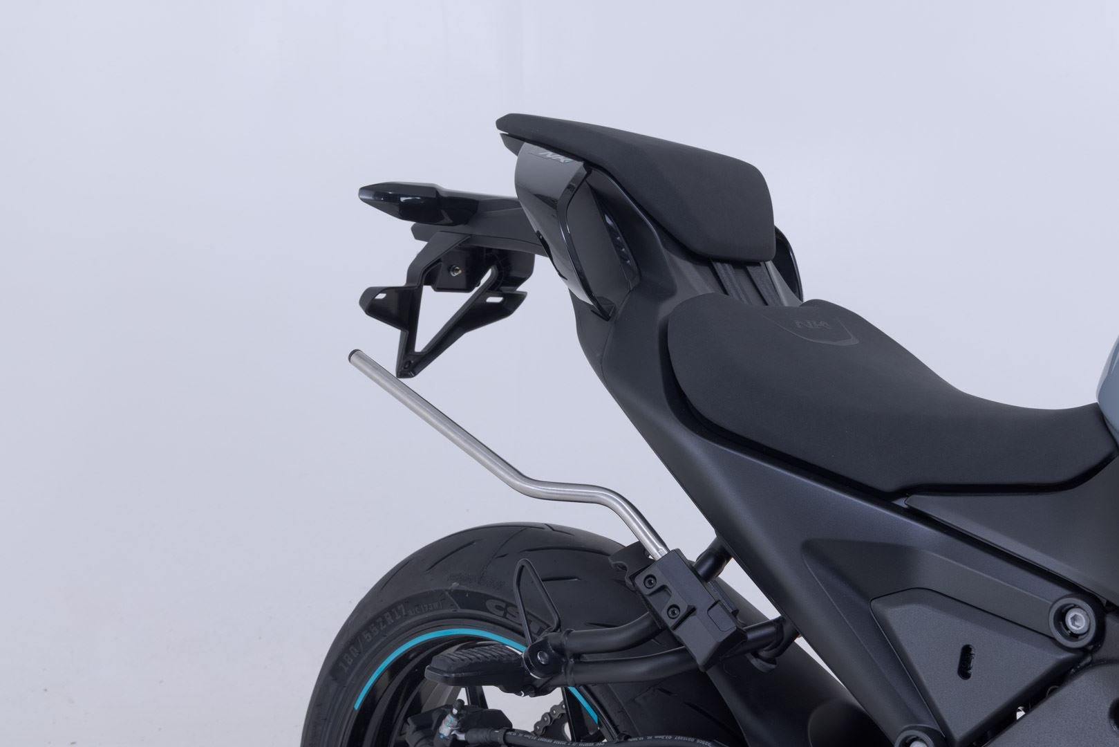 PRO BLAZE H saddlebag set Black. CFMoto 675NK (25-).