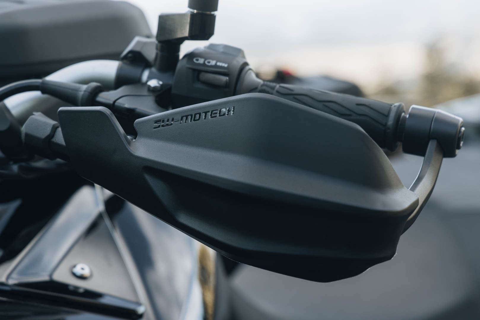 Adventure handguard kit Black. Kawasaki KLE500 / KLE500 SE (26-).