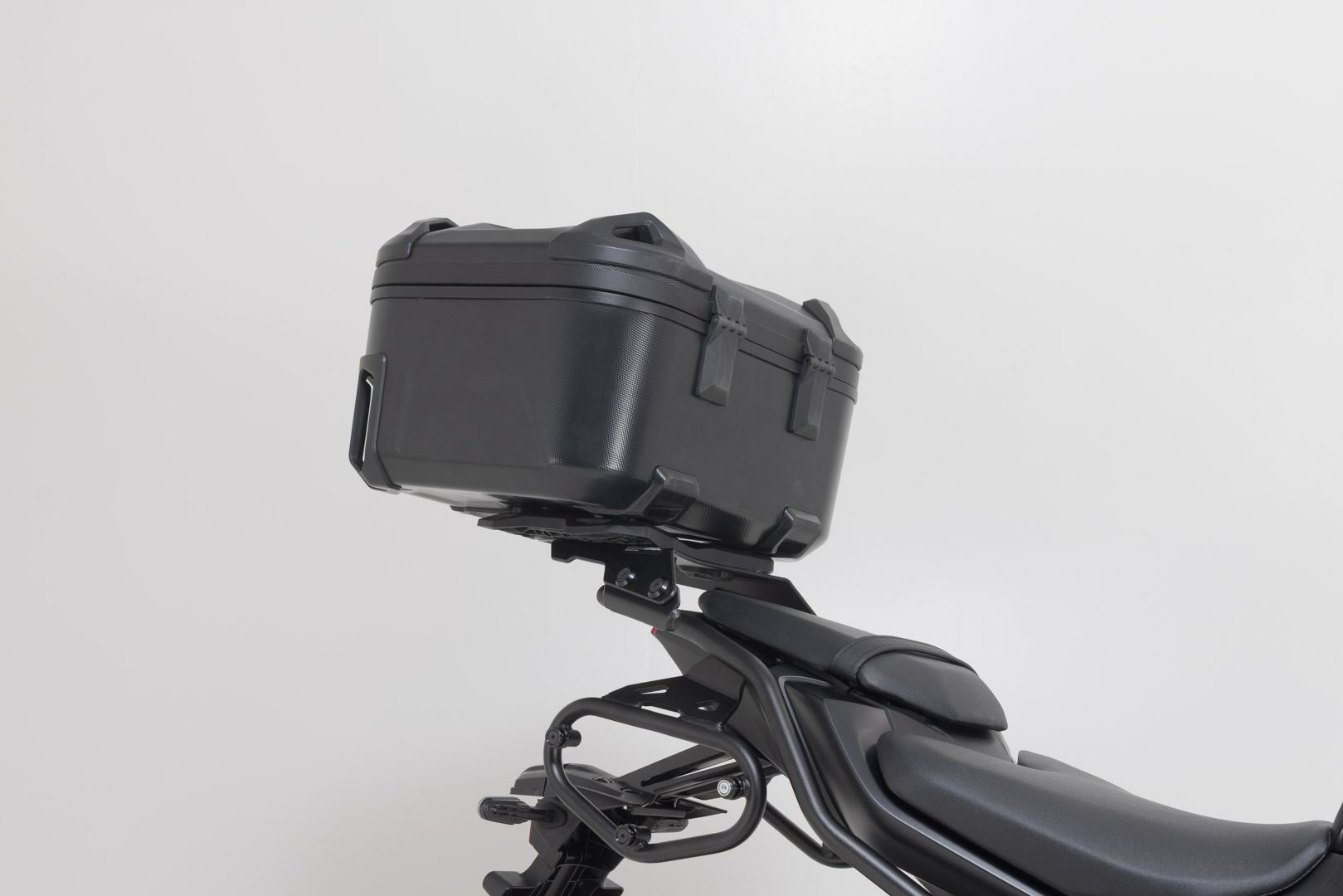 DUSC L top case system Black. 41 l. Yamaha MT-07 (24-).