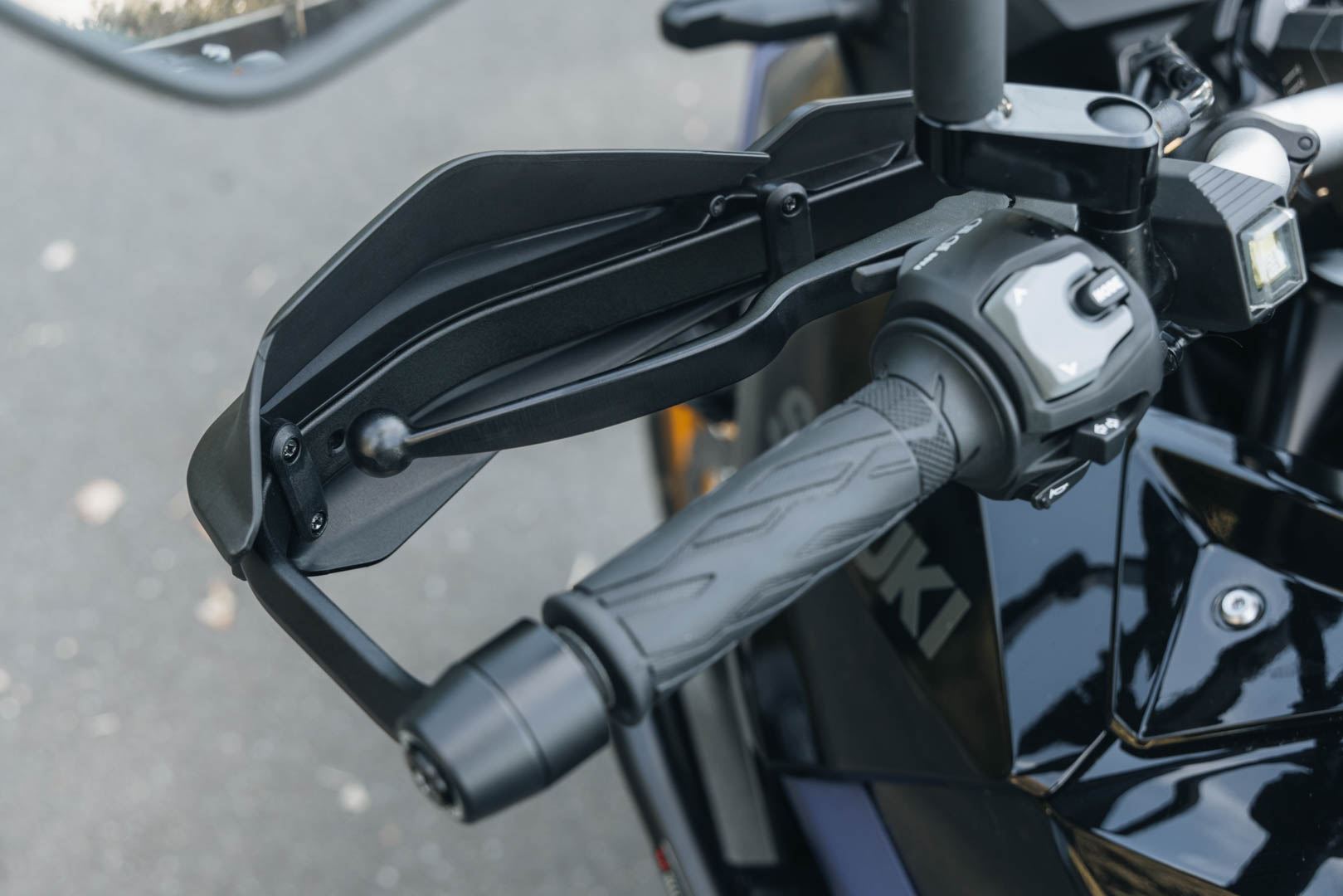 Adventure handguard kit Black. Kawasaki KLE500 / KLE500 SE (26-).