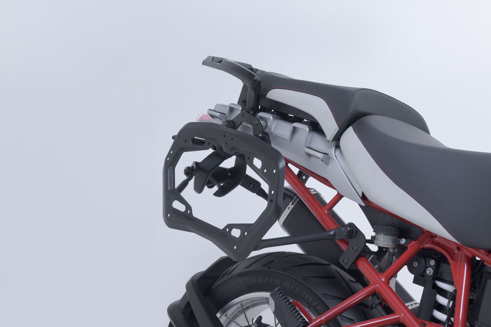 TRAX ADV aluminium case system Black. 37/45 l. R 1200 GS (04-12)/ Adv (06-13).