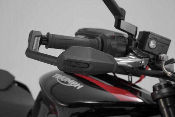 Lever guards with wind protection Black. Triumph Street Triple 765 R / S (19-).