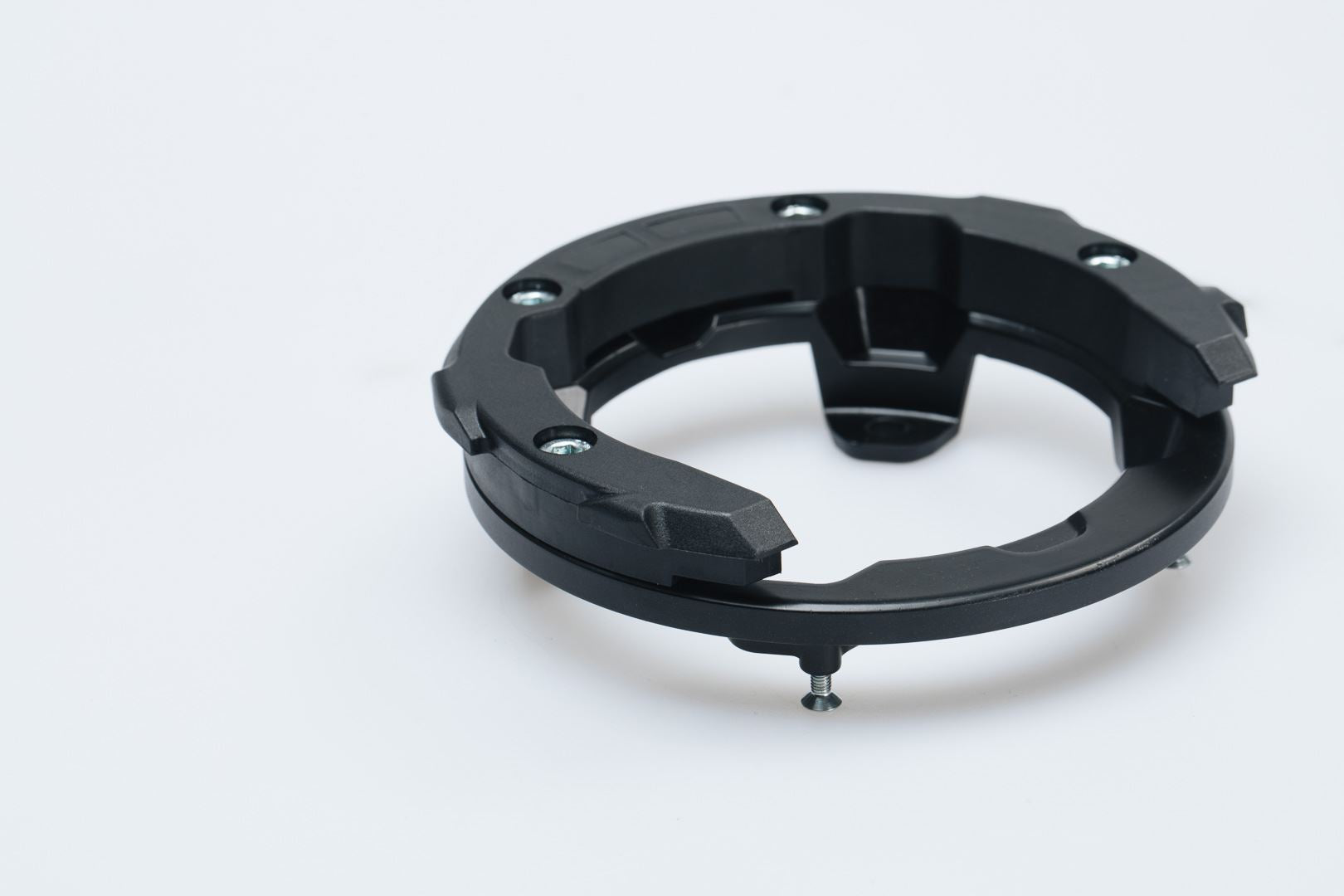 EVO tank ring Black. Kawasaki Z650 (16-22), Ninja 650 (16-).