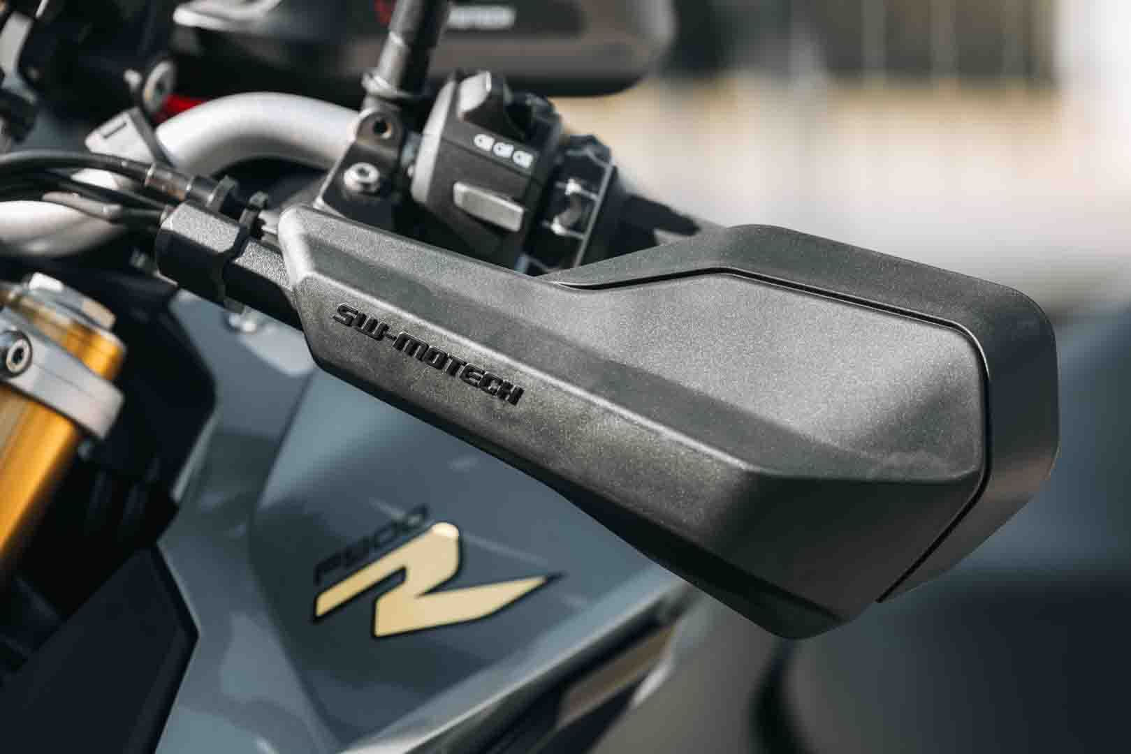 Sport handguard kit Black. Voge DS625X (24-), DS800X Rally (25-).