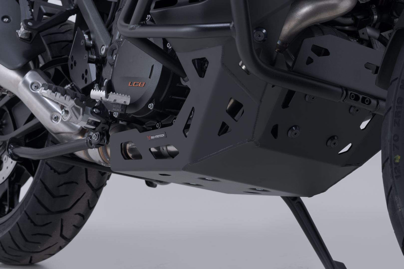 Engine guard Black. KTM 1290 / 1390 Super Adventure (21-).