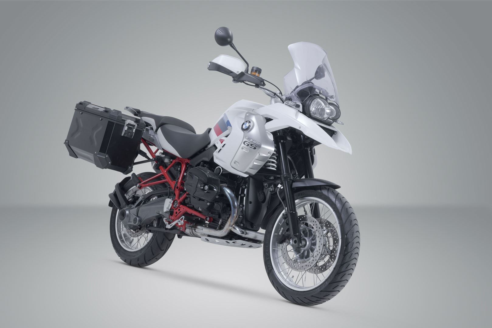 TRAX ADV aluminium case system Black. 37/45 l. R 1200 GS (04-12)/ Adv (06-13).