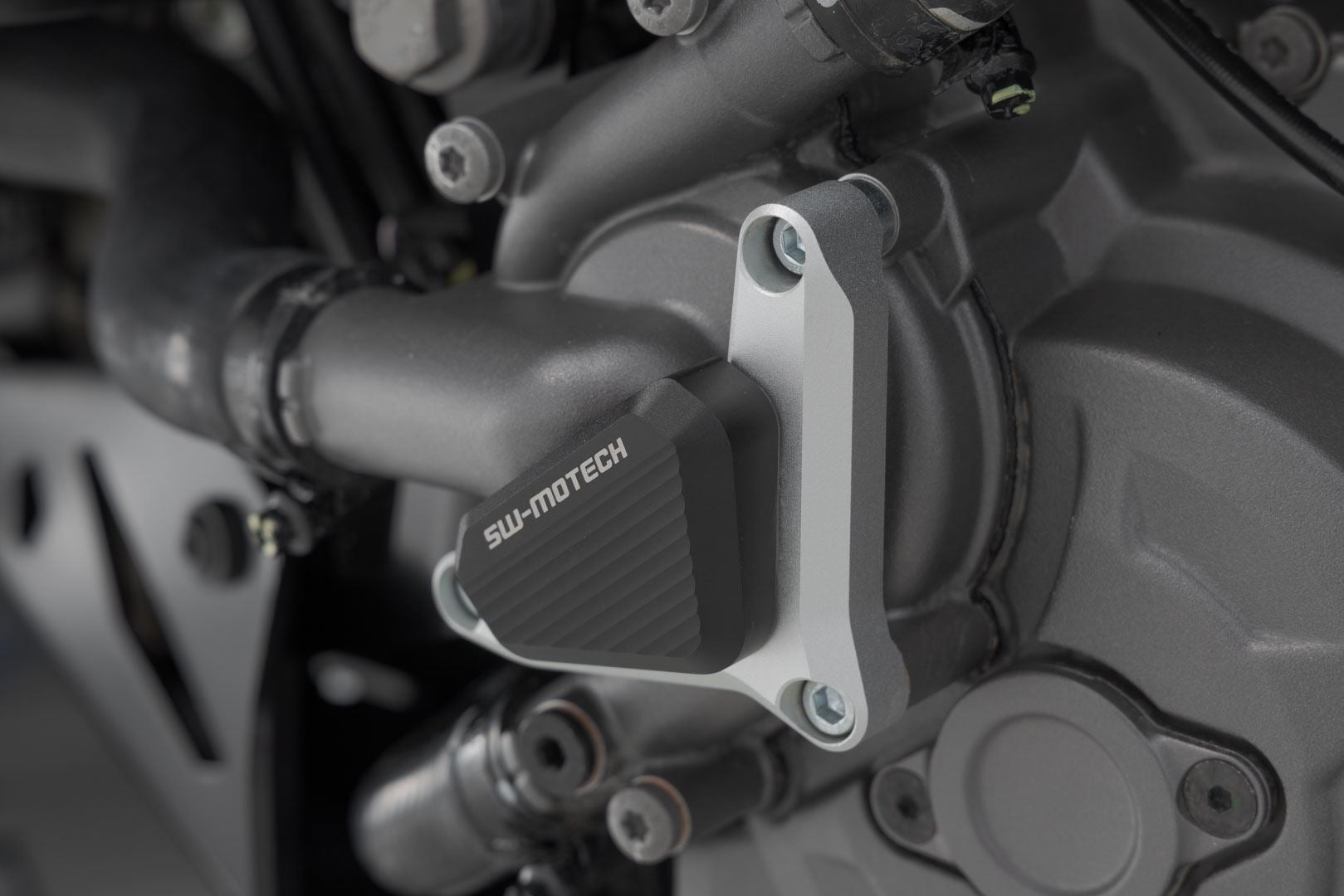 Slider set for front axle Black. Kawasaki models, Husqvarna Nuda 900.