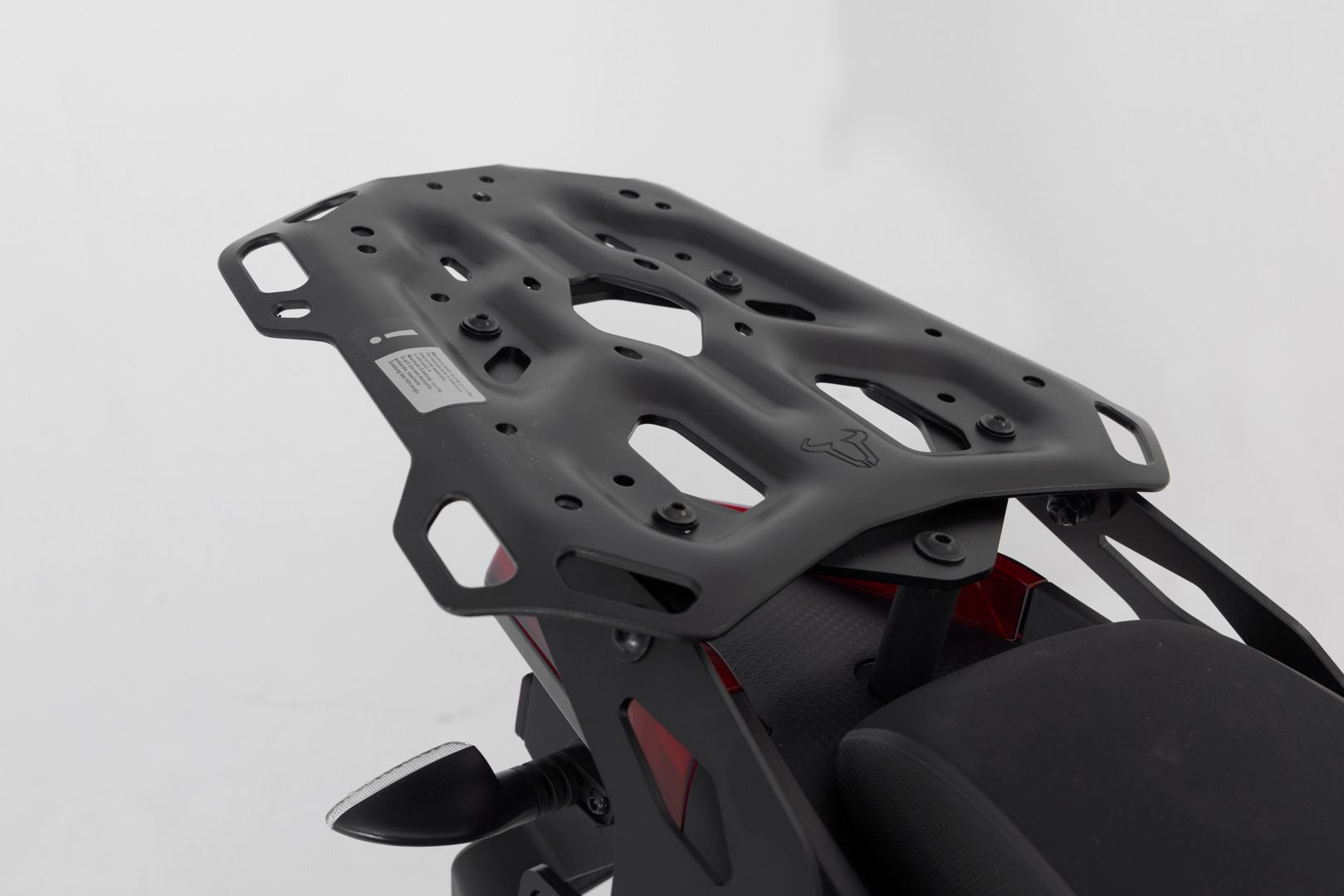 Adventure set DUSC with top case L Black. Aprilia Tuareg 660 (21-).