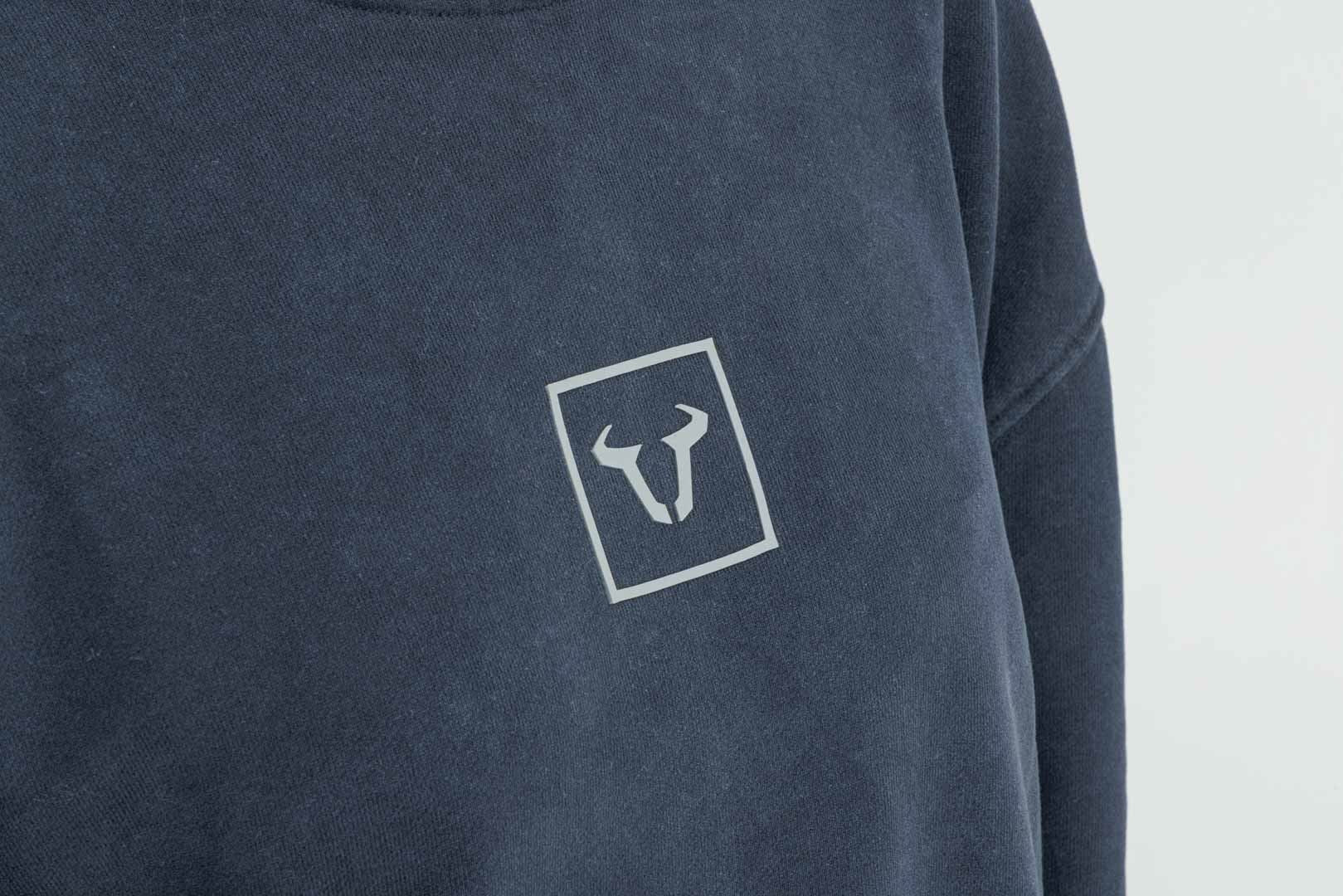 Crewneck Unisex  Riders Line Dark Grey. Optic Wash. Unisex. Size L.