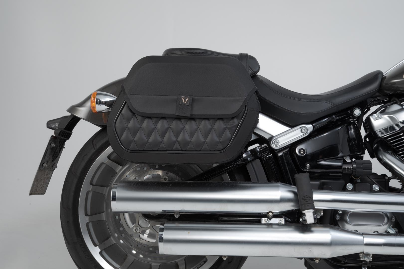 SLH side carrier LH1 right H.-D. Fat Boy/ S, Breakout/ S (17-). For LH1.