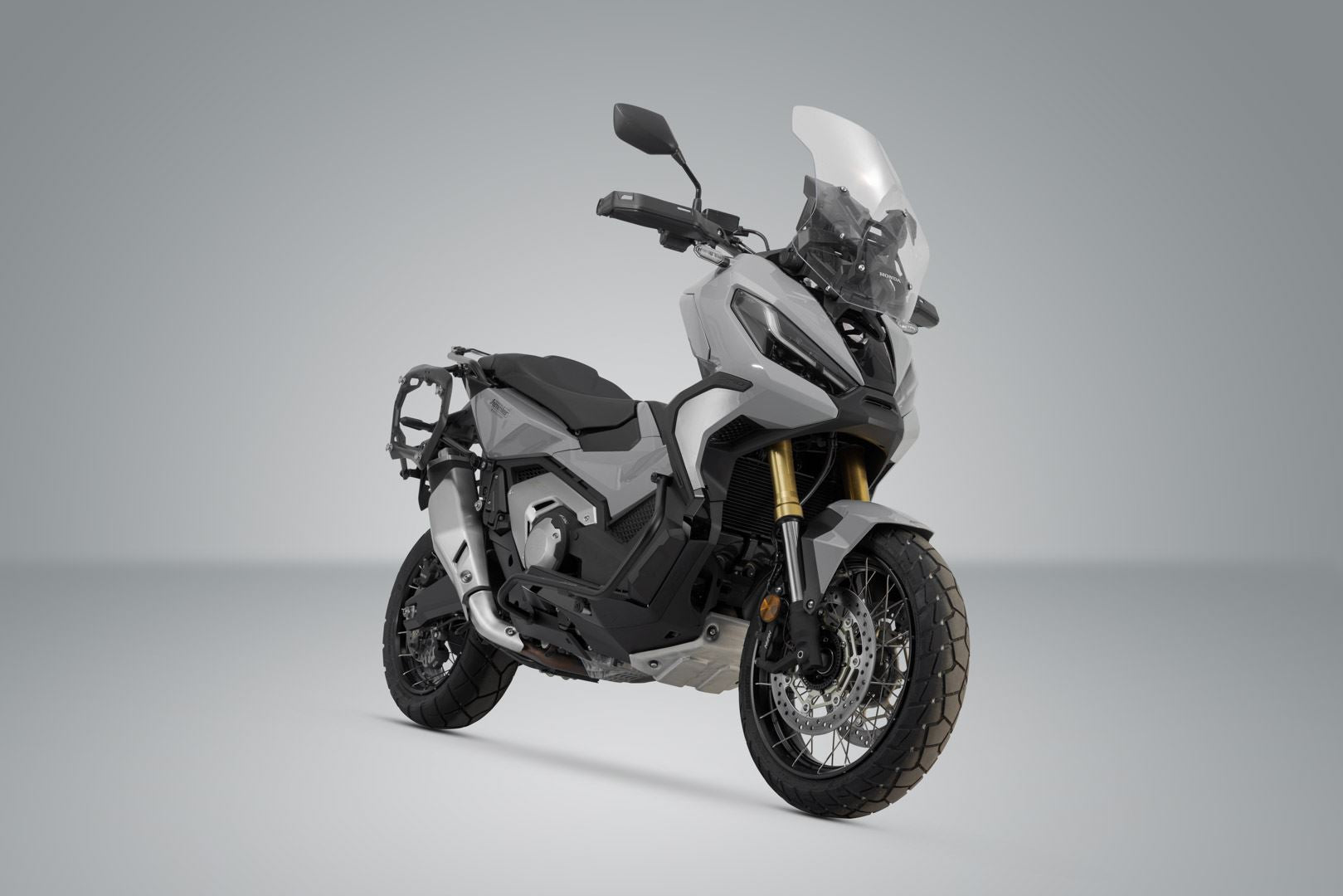Adventure set DUSC Black. Honda X-ADV (20-).