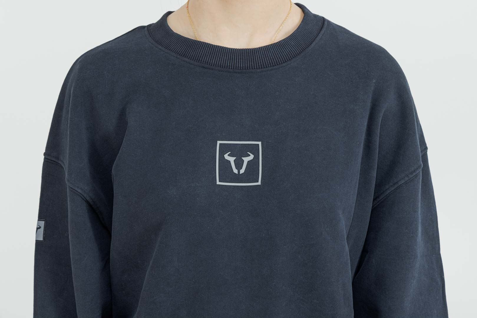 Crewneck  Riders Line Dark Grey. Optic Wash. Unisex. Size 3XL.