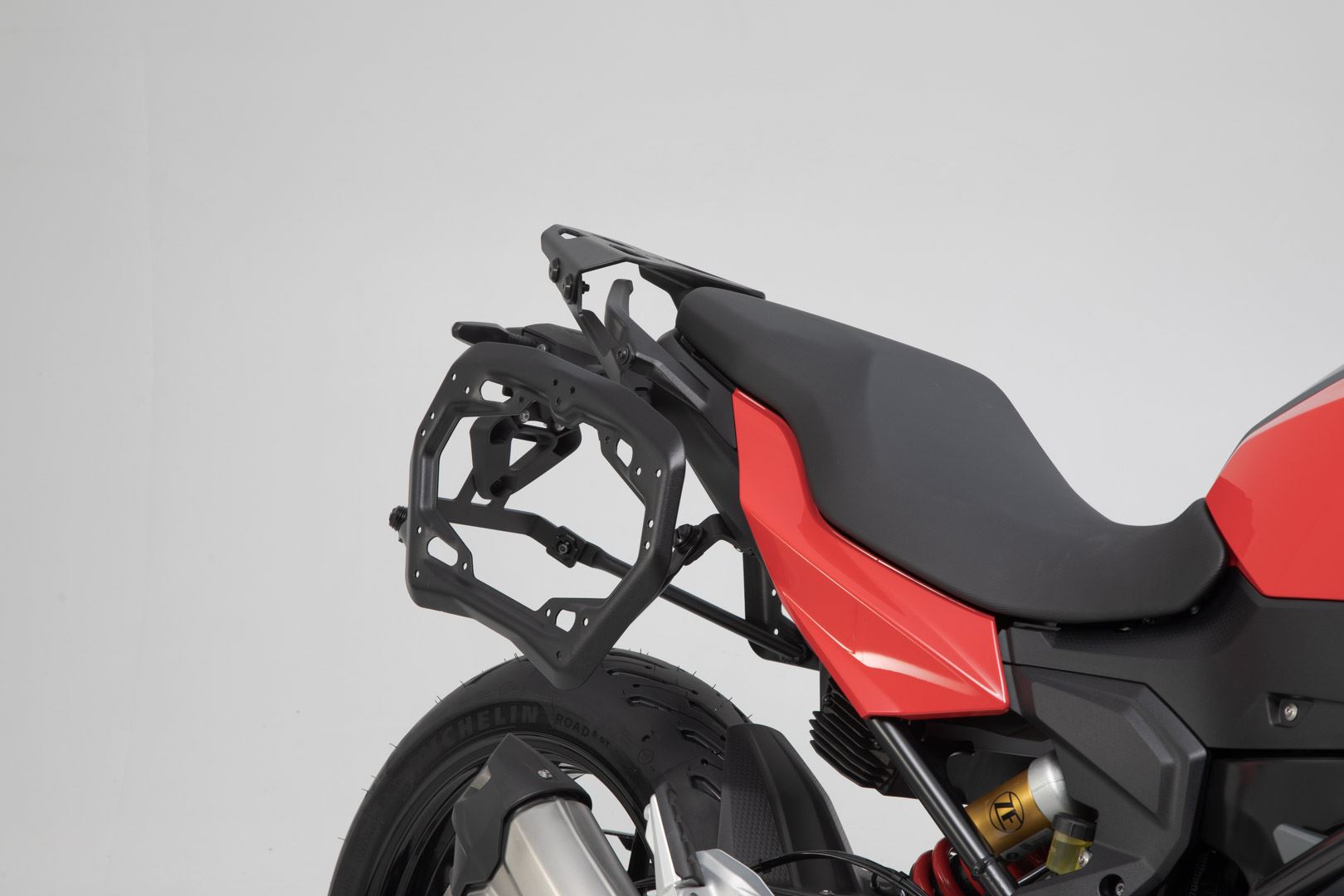 TRAX ADV aluminium case system  Black. 37/37 l. BMW F 900 R / XR (19-24).