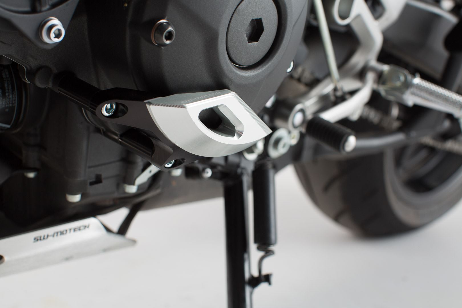 ADVENTURE-RACK Black. R 1300 RS (25-). BMW Topcase mount.