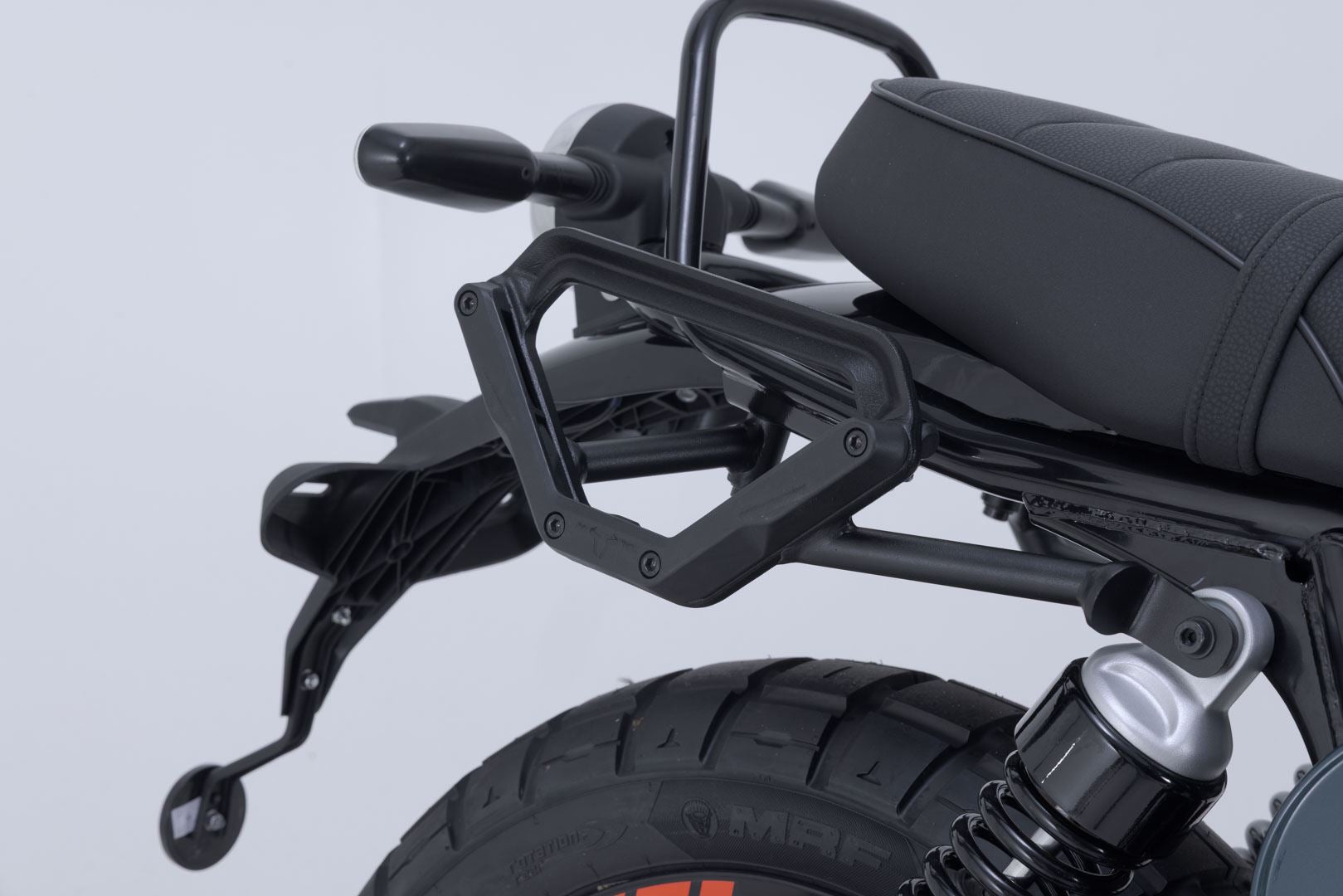 Legend Gear Side Bag system V-LOC 16/11 l. Royal Enfield Bear 650 (23-).
