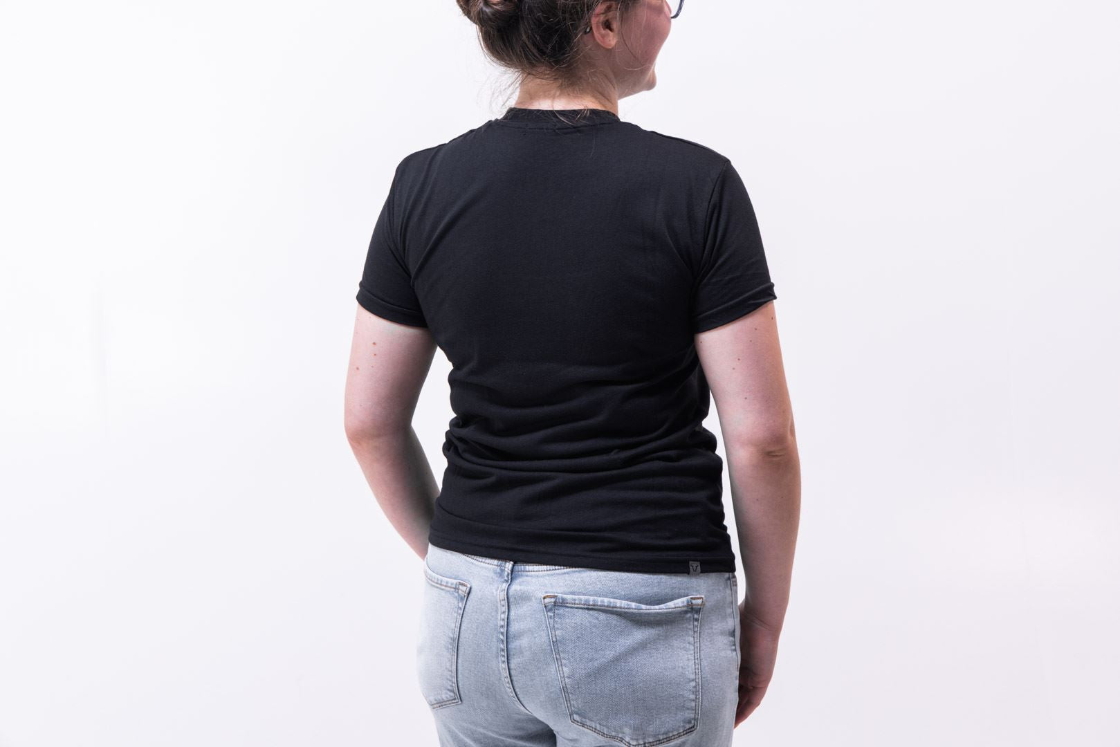 Womens T-shirt  Black Edition Street Line. Black. Womens. Size S.