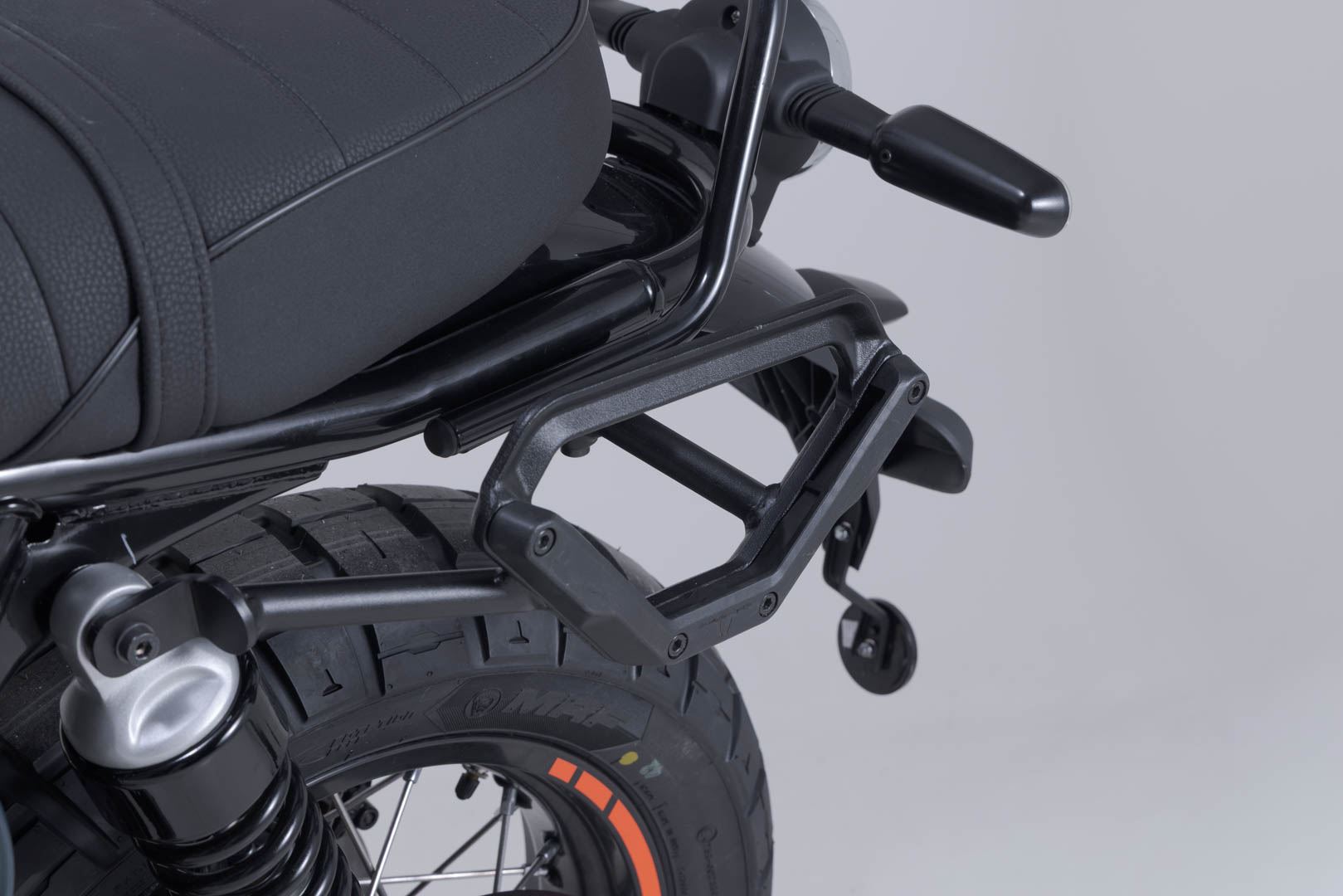 V-LOC Side Carrier left Kawasaki Z650RS (21-)/ Z650RS 50th Anniver. (22-).