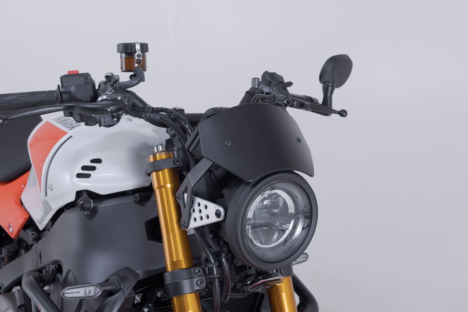 Windscreen Black. Yamaha XSR900 (21-).
