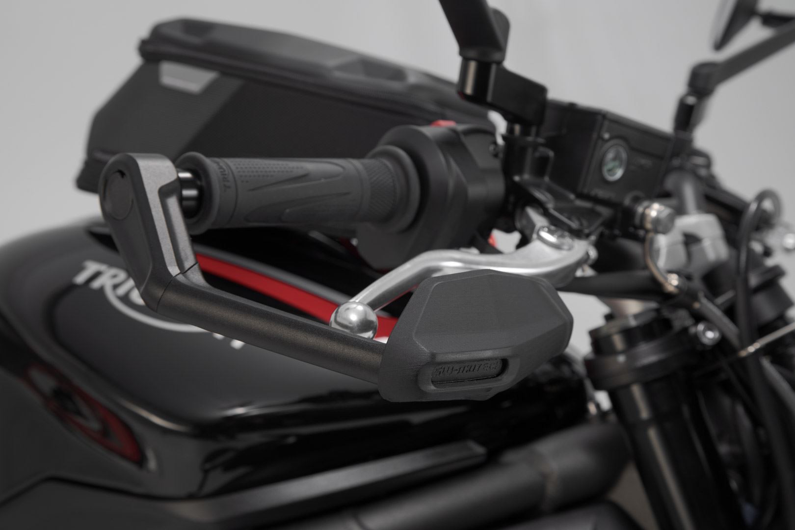 Lever guards with wind protection Black. Triumph Street Triple 765 R / S (19-).