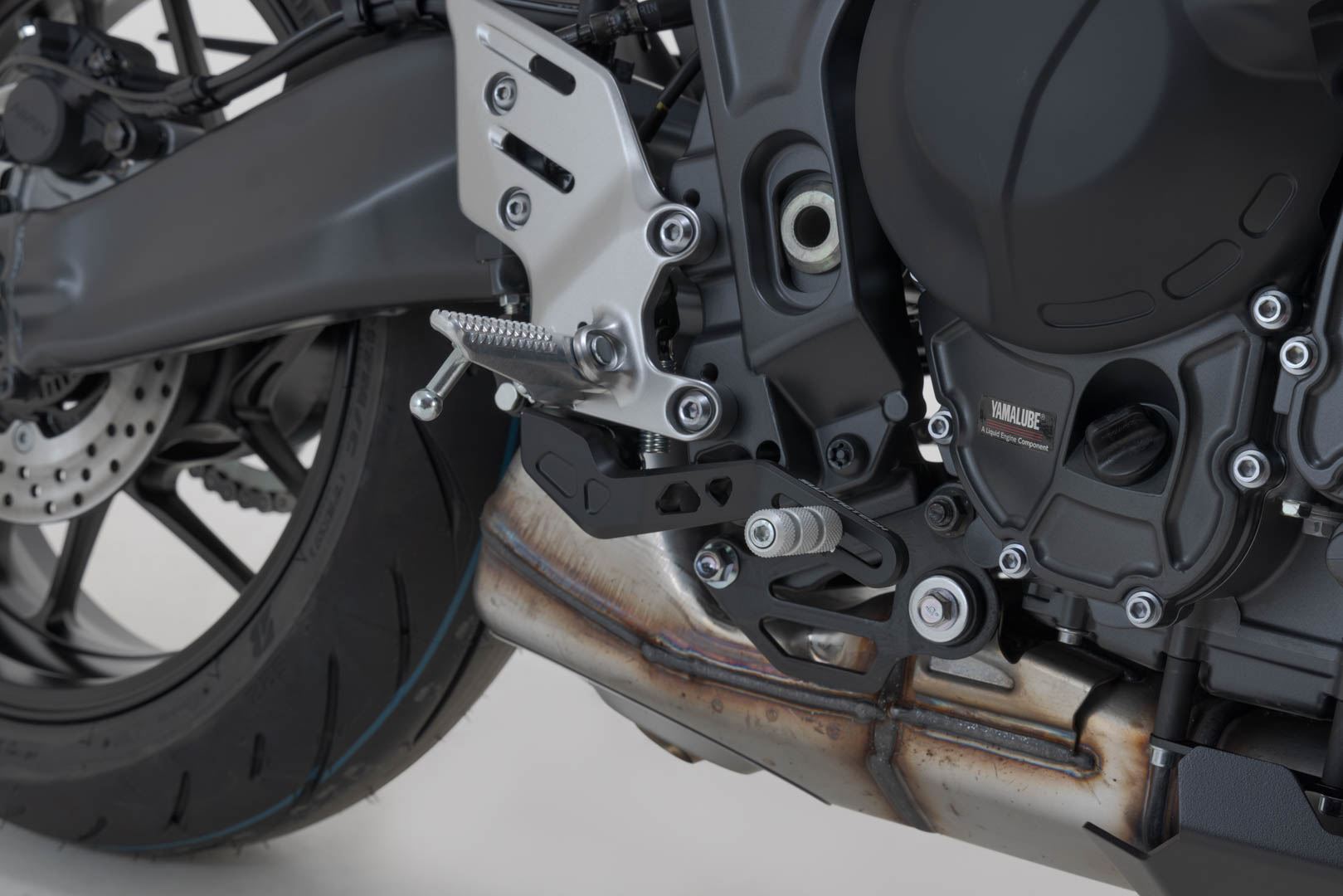Slider set for front axle Black. Kawasaki models, Husqvarna Nuda 900.