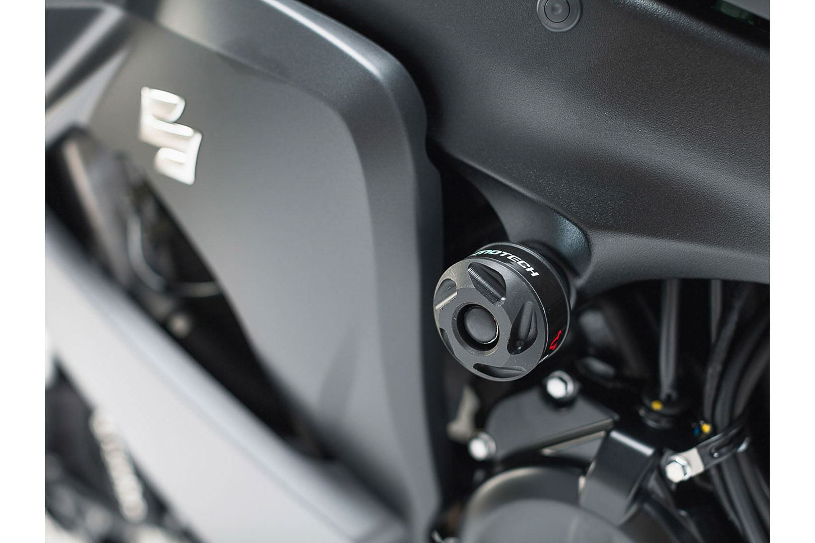 TRAX ADV aluminium case system Silver. 37/37 l. MT-09 Tracer Tracer 900/GT.