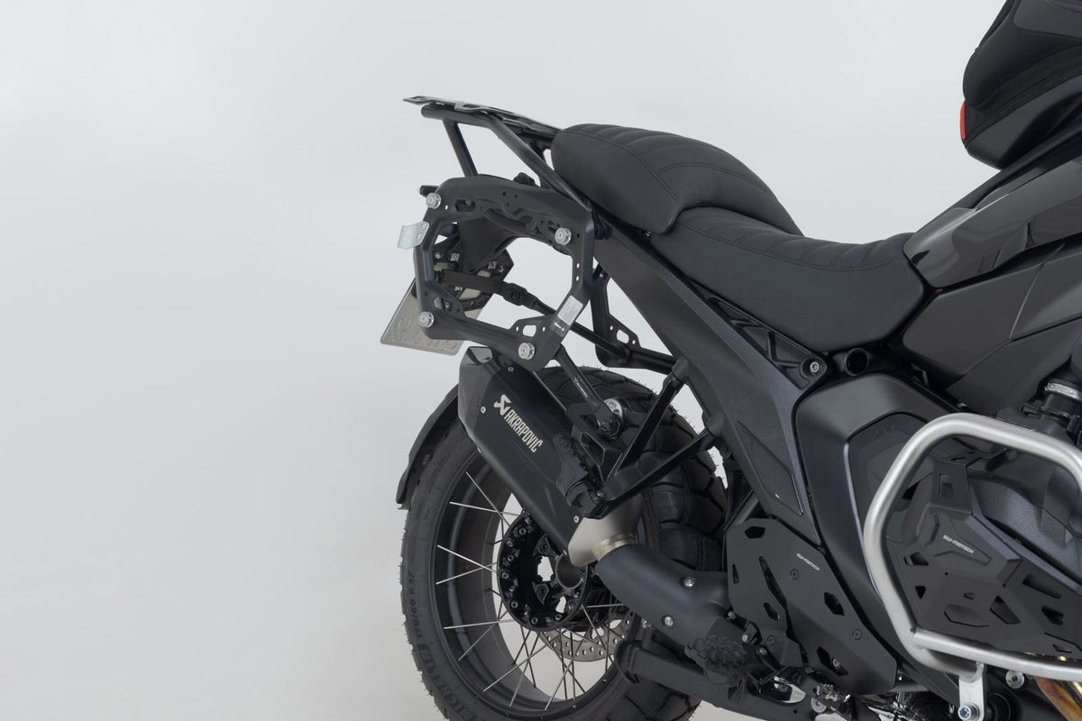 TRAX ADV aluminium case system + Akrapovic Silver. 45/45 l. BMW R 1300 GS (23-).