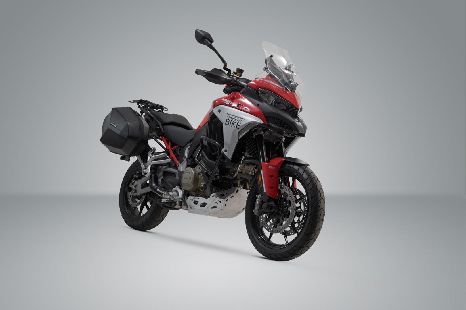 DUSC hard case system US model Black. 33/33 l. Ducati Multistrada V4 (20-).