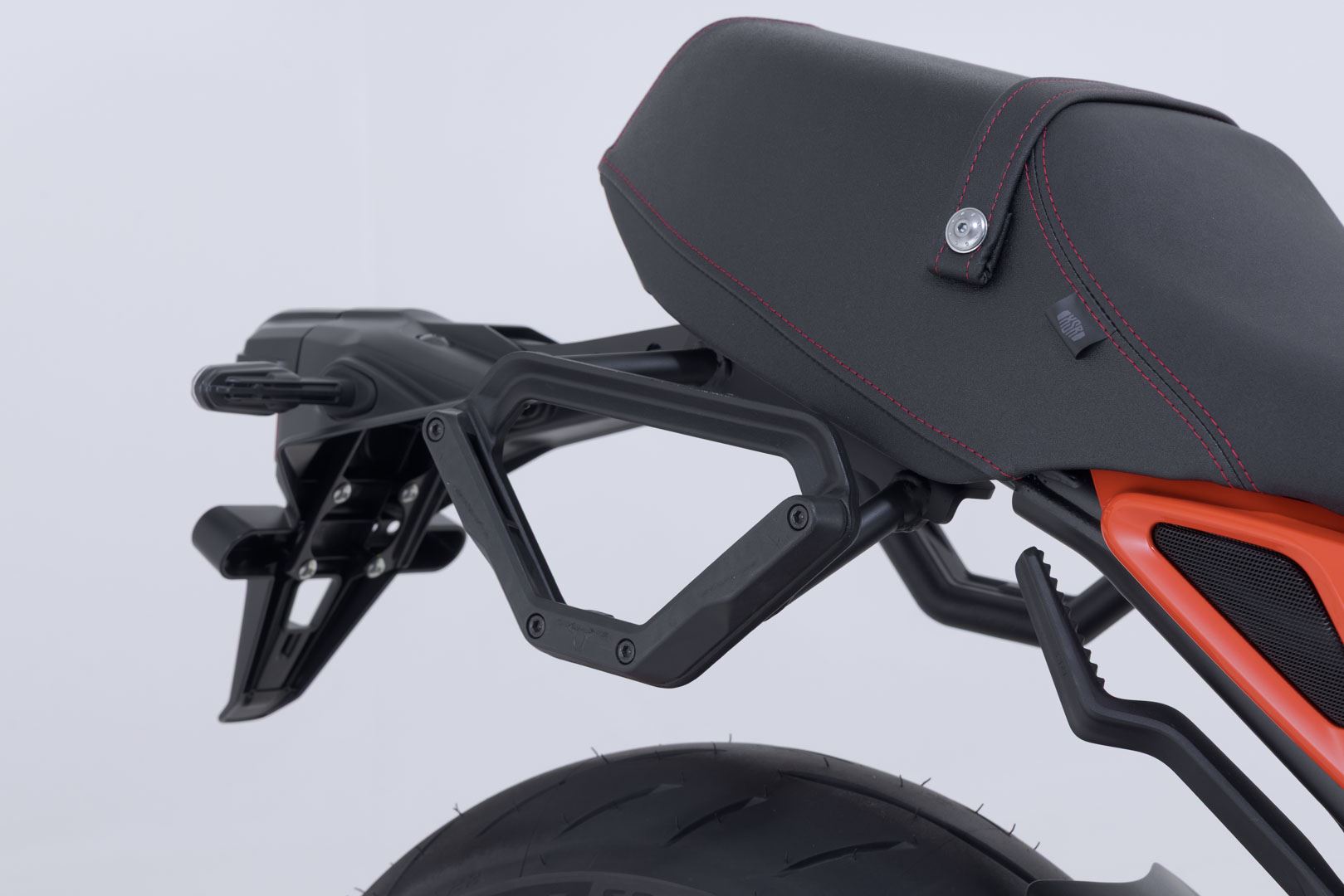 Legend Gear Side Bag system V-LOC 16/16 l. Yamaha XSR900 (21-), XSR900 GP (23-).